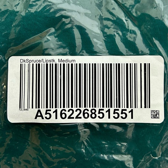 NEW 2 Pk Of Quacker Factory Holiday Twinkle Shirts- medium - Picture 3 of 8